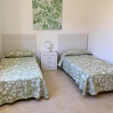 Nella Вилла Коральео